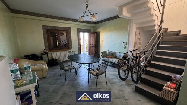 VILLA IN RESIDENCE