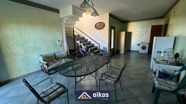 VILLA IN RESIDENCE