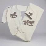 set-3-pezzi-in-lana-panna-con-cavalluccio