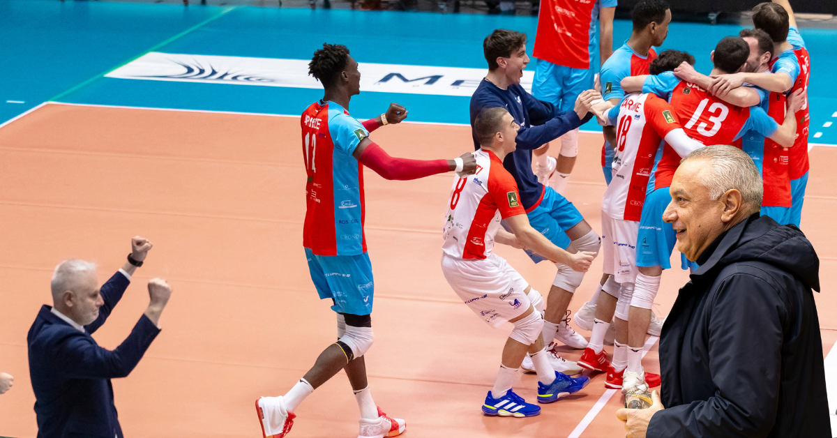 “Ora siamo squadra”: il presidente Carbone esalta la Sviluppo Sud dopo il colpo di Fano “Ora siamo squadra”: il presidente Carbone esalta la Sviluppo Sud dopo il colpo di Fano