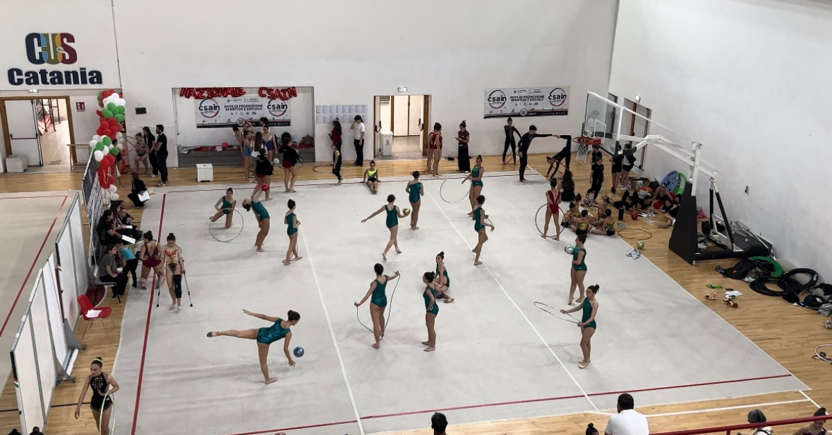 Ansia, sacrifici e sorrisi: il volto pi&ugrave; autentico della ginnastica ritmica a Catania