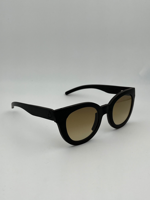 occhiali-radiante-rover-esplora-leleganza-senza-tempo-in-legno