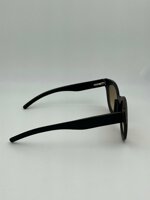 occhiali-radiante-rover-esplora-leleganza-senza-tempo-in-legno