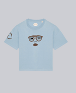 t-shirt-liberty-esplora-larmonia-del-colore-e-la-purezza-del-bianco