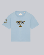 t-shirt-liberty-esplora-larmonia-del-colore-e-la-purezza-del-bianco