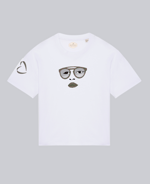 t-shirt-liberty-esplora-larmonia-del-colore-e-la-purezza-del-bianco