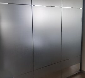 Pannelli divisori in vetro satinato per ufficio