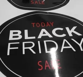 Adesivi Black Friday con testo promozionale in alta definizione