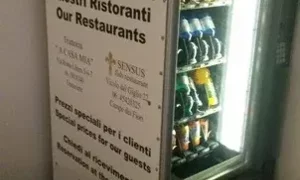 Distributore automatico Hotel Seiler con informazioni sui ristoranti