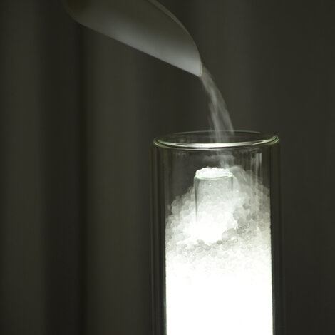 rock-salt-sculptural-lamp.jpeg