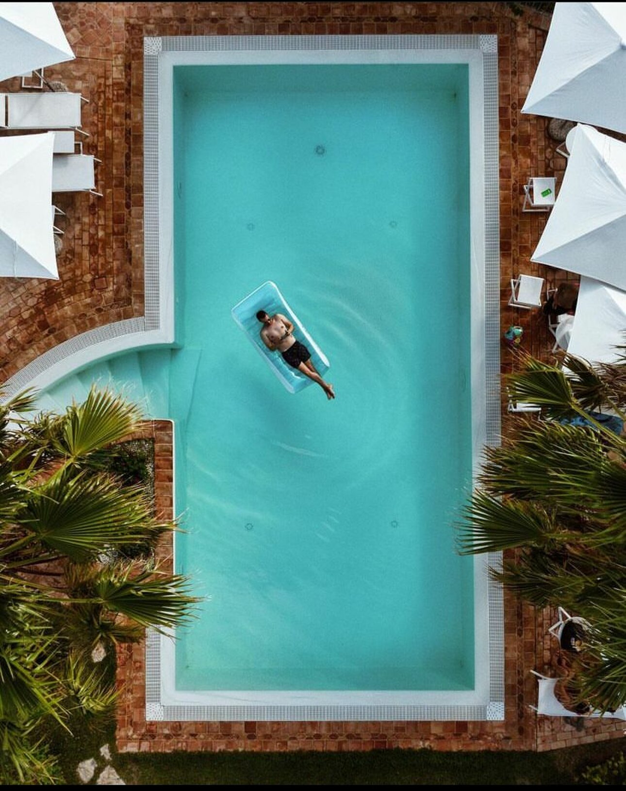 piscina dall'alto piscina dall'alto