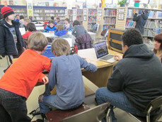 en-bibliothèque-jeune-participant-ludociel-montreal-canada.jpeg