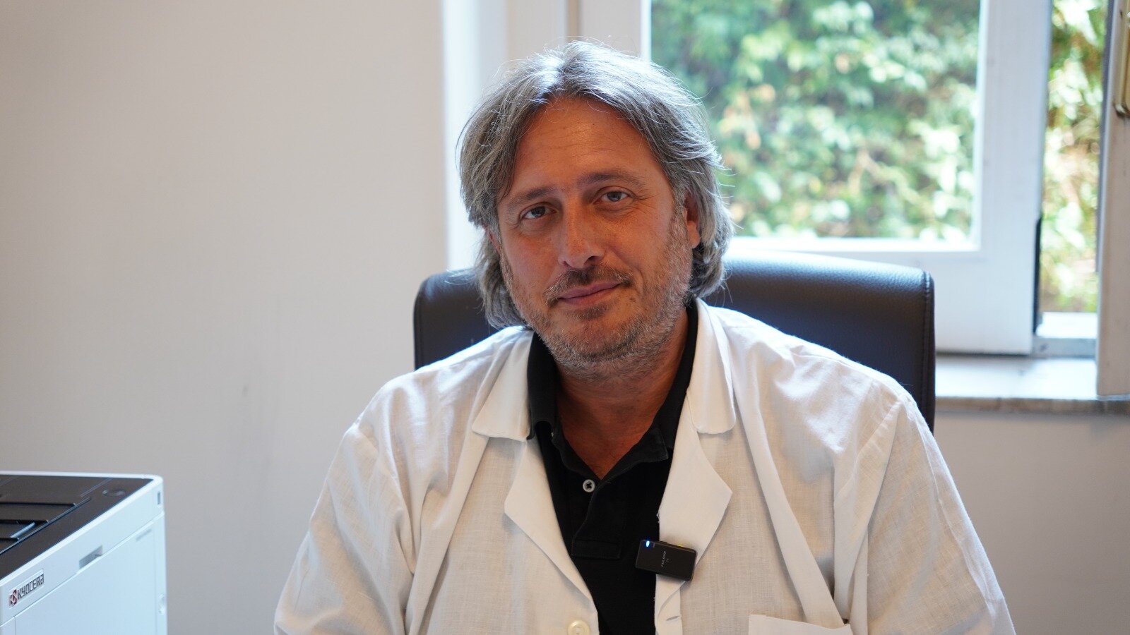 Prevenzione del carcinoma al seno: il dott. Alessandro Belvedere: «La diagnosi precoce può salvare la vita. Non bisogna avere paura degli esami»