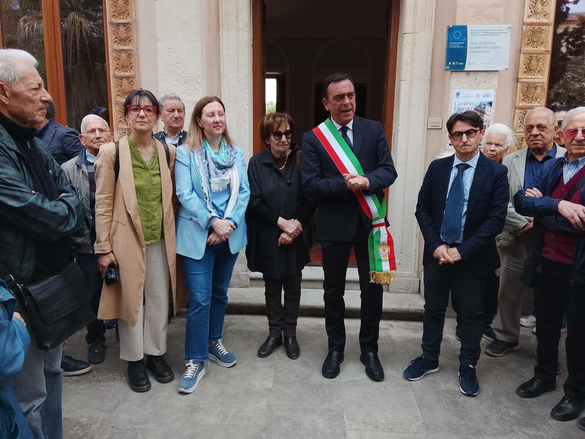 Inaugurato a Caltagirone il Centro diurno per anziani al Villino Milazzo: nuovi spazi per socialità e partecipazione
