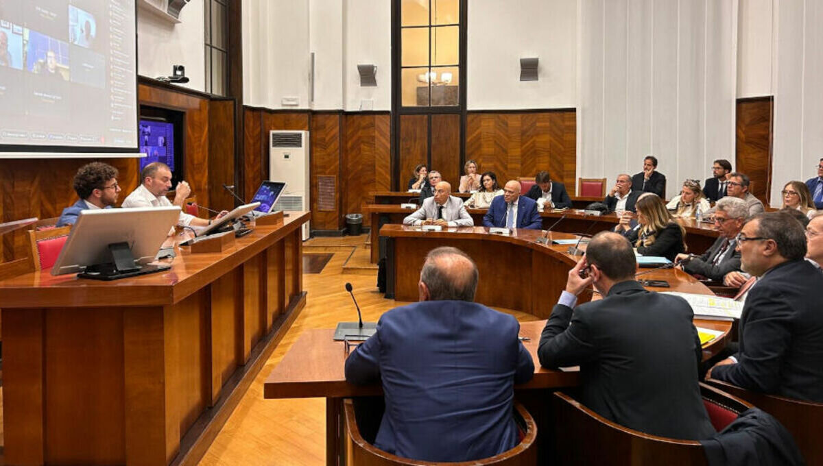 Pfizer, sul futuro di Catania è scontro Mimit - sindacati