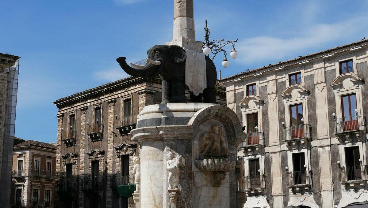 Tassa rifiuti, Catania tra le città più care: +77% rispetto alla media nazionale Tassa rifiuti, Catania tra le città più care: +77% rispetto alla media nazionale