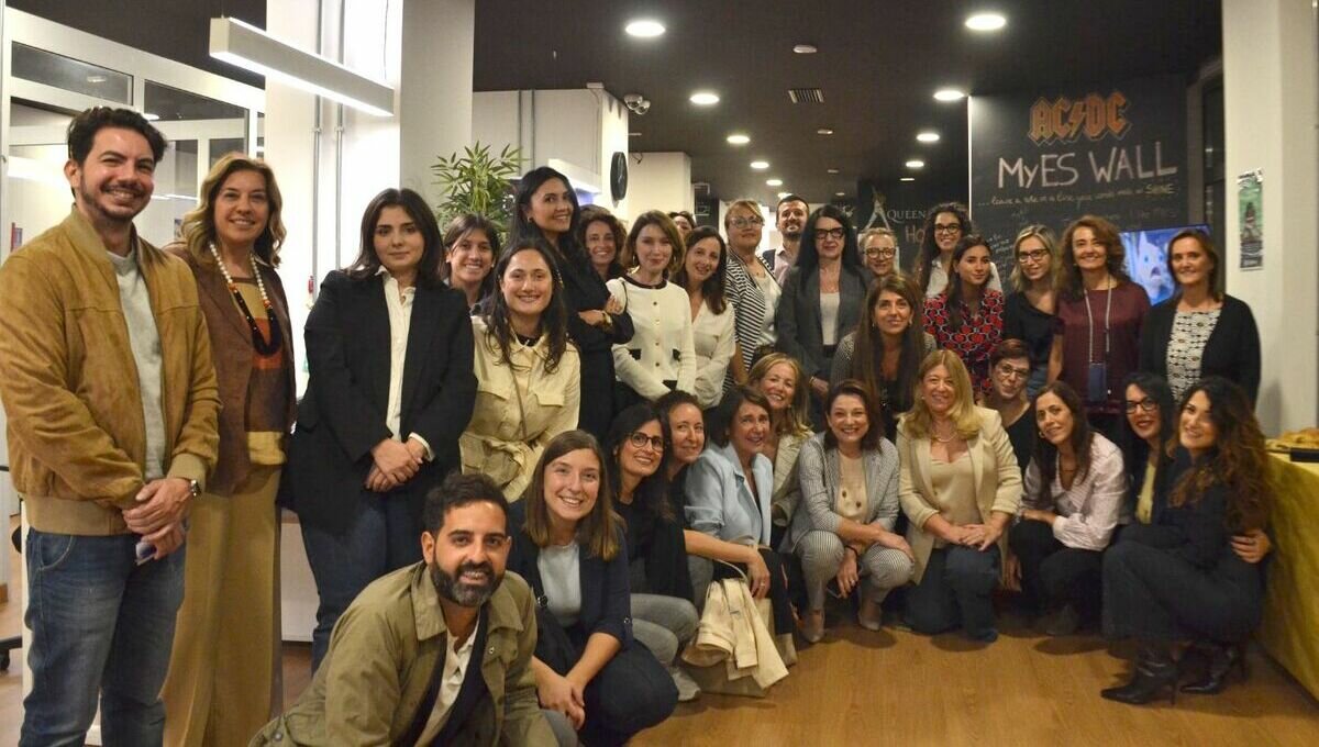 Dall&rsquo;intelligenza artificiale al public speaking: dieci mesi di formazione per le imprese catanesi