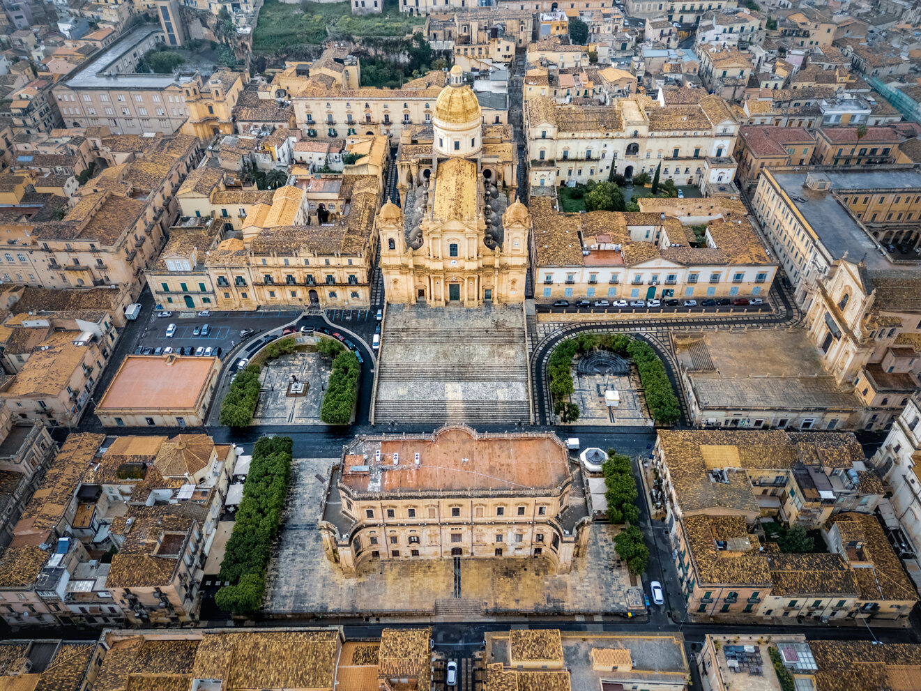 cattedrale-di-san-nicolo-ancient-catholic-cathedral-palazzo-ducezio-cloudy-day-noto-italy.jpeg