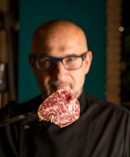 4dc53e_4b22a0b5f55842d180c3f7dd88ba2904mv2