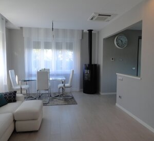 img_1438763325.jpeg img_1438763325.jpeg