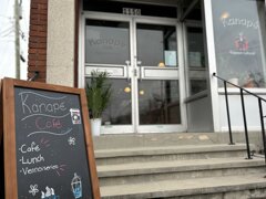 kanape-cafe-espace-culturel.jpeg