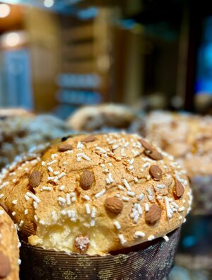 panettone-tradizionale-mandorlato