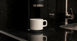 eyJlcyI6ImNhZmV0ZXJhIEFtYXJpIExpdmluZyBTdWl0ZXMsIEhvdGVsIGVuIEJhcnJhbnF1aWxsYSJ9