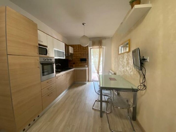 kuchnia apartamentu elegance lignano sabbiadoro kuchnia apartamentu elegance lignano sabbiadoro