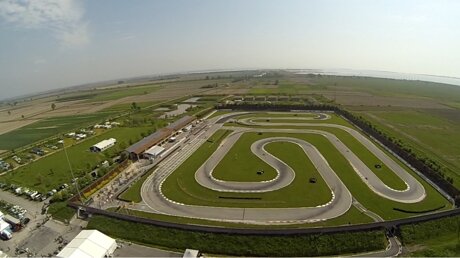 e81b89_7e838d4c681e4ab7992d6db9b6b5eb3a~mv2