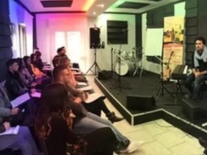 imgi_21_b21255_9957a85d3e684bf9bdd4e76a03ba5927~mv2.jpeg imgi_21_b21255_9957a85d3e684bf9bdd4e76a03ba5927~mv2.jpeg