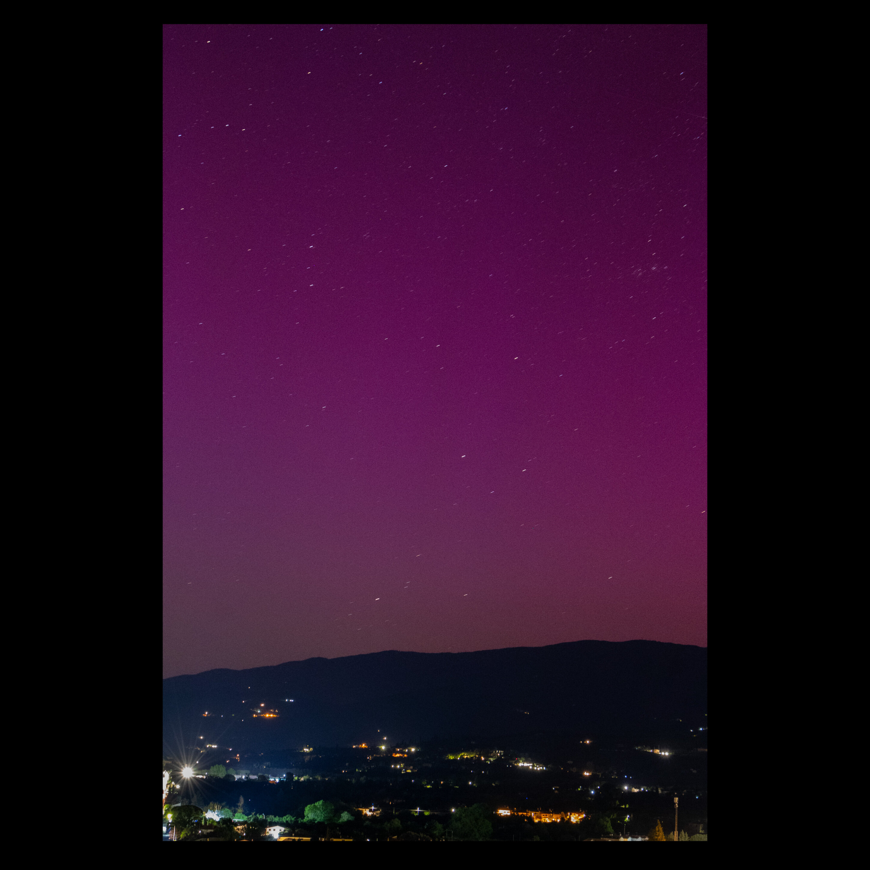 2024.05.10_04_aurora-boreale_arezzo.jpg