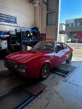 Prova freni e prova sospensioni su piastre specifiche