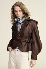 giacca-in-ecopelle-con-spelle-strutturate-e-cintura