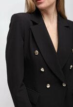 tailleur-giacca-doppiopetto-e-pantalone-a-zampa