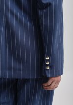 completo-giacca-monopetto-e-pantalone-gessato