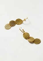 orecchini-con-conchiglie-pendenti-oro