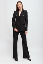 tailleur-giacca-doppiopetto-e-pantalone-a-zampa