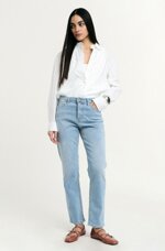 jeans-girlfriend-cinque-tasche-lavaggio-chiaro