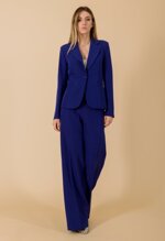 completo-giacca-avvitata-e-pantalone-a-palazzo