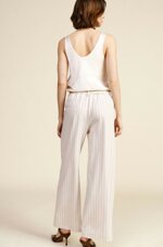 completo-giacca-pantalone-a-righe-con-chiusura-doppiopeto