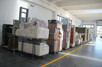 deposito merci napoli