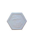 saponetta-in-cera-dapi-bianca-esagonale