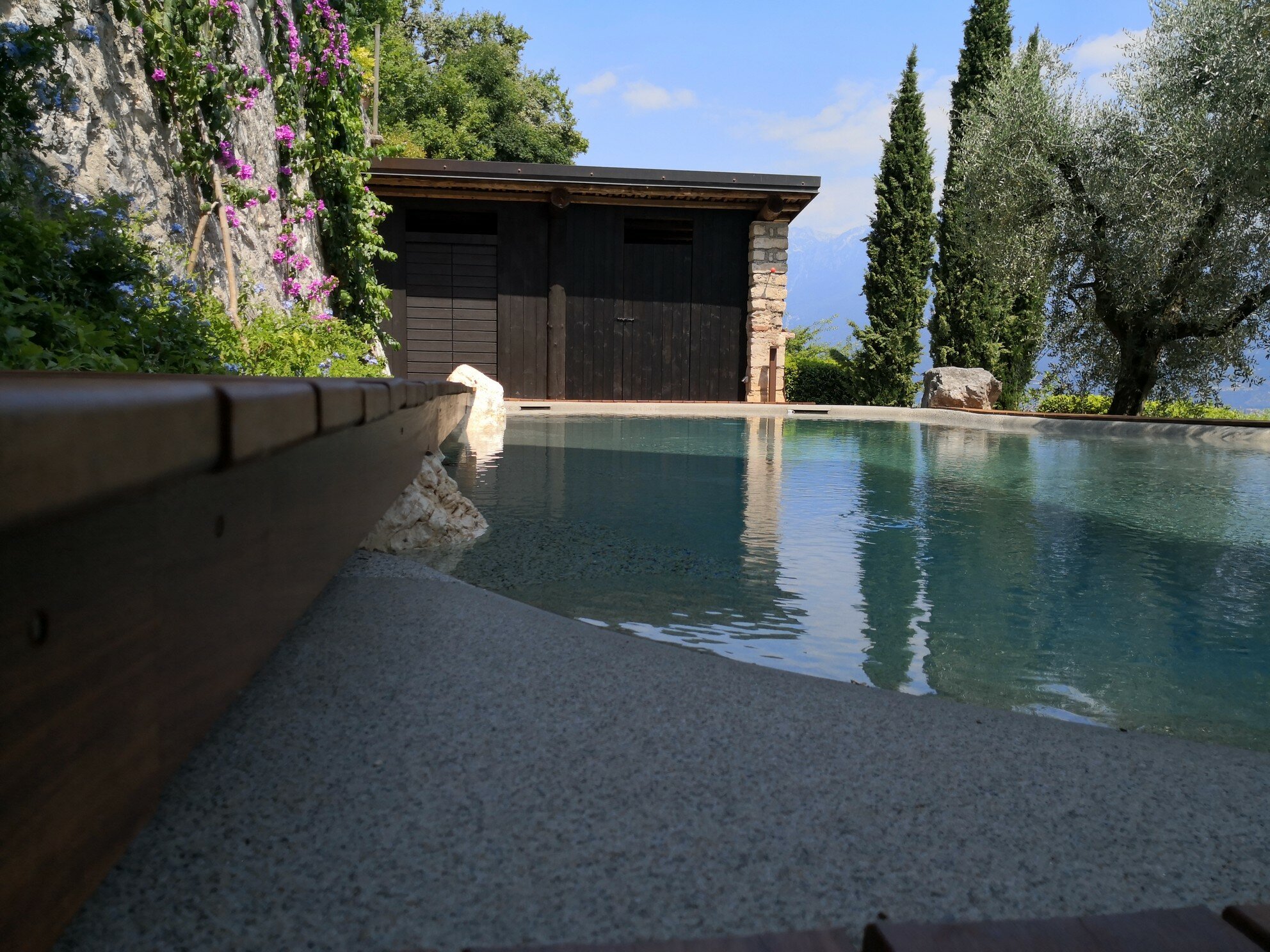 432582_58f7f2f065e943da907457c44f5521b0~mv2.jpeg 432582_58f7f2f065e943da907457c44f5521b0~mv2.jpeg