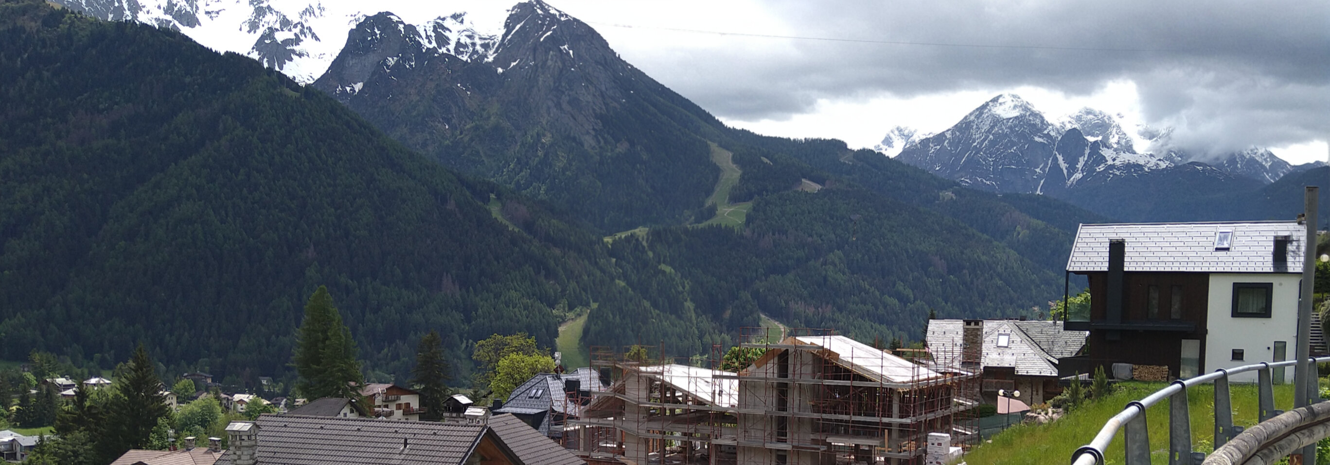 b09780_d8cd2825dce14bfe80941cbe736d4465~mv2.jpeg b09780_d8cd2825dce14bfe80941cbe736d4465~mv2.jpeg