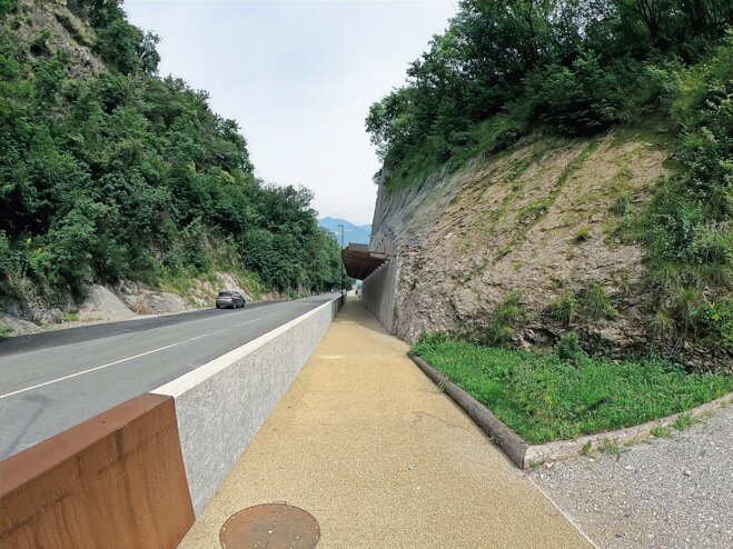 5bebcc0abdd0aa38f5c50caaf341146c04bc4279