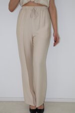 completo-smanicato-crema