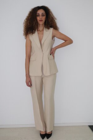 completo-smanicato-crema