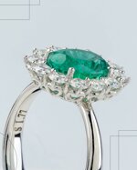 recarlo-womens-ring-with-emerald-and-diamonds