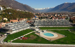 e0dbcb_237bbcc6254b4439af80438ce2526a15mv2