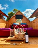 experience-in-starsbox-maliosa-and-picnic-with-a-view-over-the-farms-hills